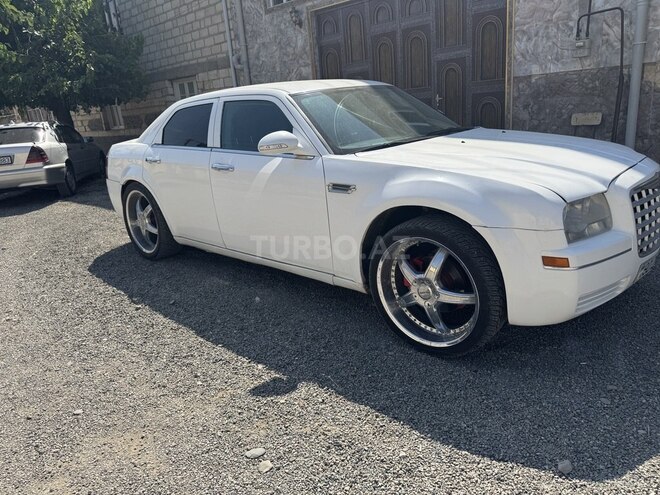 Chrysler 300C-4
