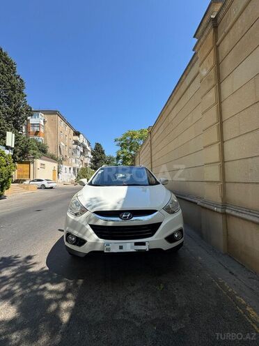 Hyundai ix35 2012, 108,000 km - 2.0 л - Bakı