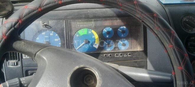 Mercedes Atego 817 2000, 300,000 km - 4.3 л - Bakı