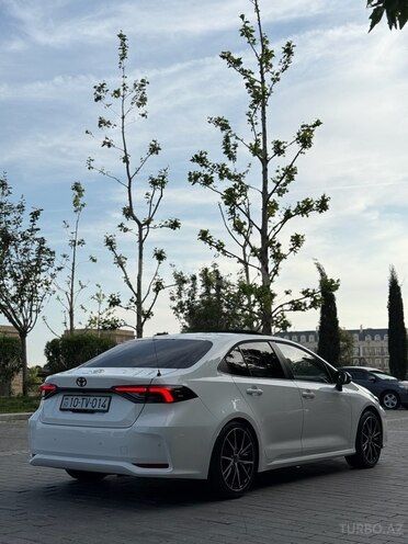 Toyota Corolla 2024, 19,000 km - 1.8 l - Bakı