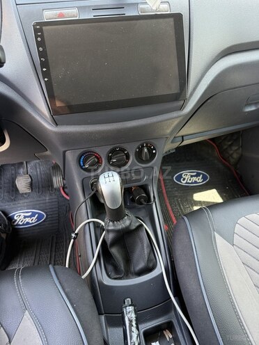 Ford Transit Connect 2010, 307,808 km - 1.8 l - Bakı