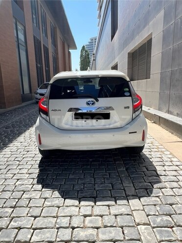 Toyota Aqua 2020, 72,000 km - 1.5 л - Bakı