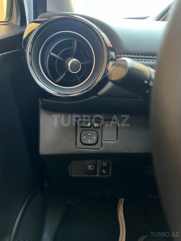 Toyota Aqua 2020, 72,000 km - 1.5 л - Bakı