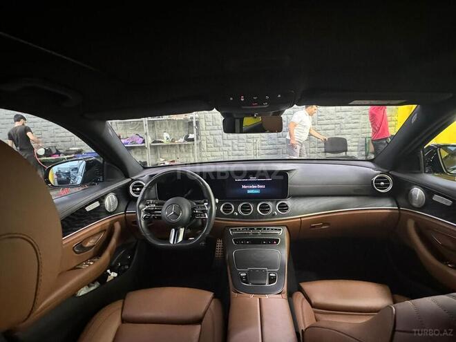 Mercedes E 300 de-11