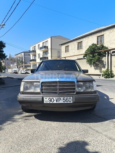 Mercedes E 250 1990, 500,000 km - 2.5 l - Bakı