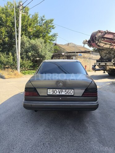 Mercedes E 250 1990, 500,000 km - 2.5 l - Bakı
