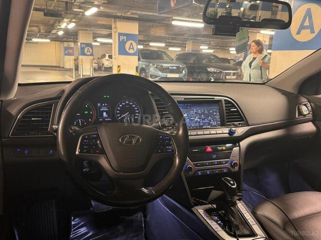 Hyundai Avante 2016, 157,700 km - 1.6 л - Bakı