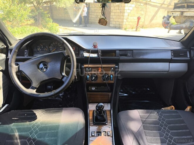 Mercedes E 250 1990, 500,000 km - 2.5 l - Bakı