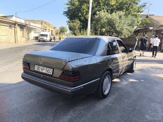 Mercedes E 250 1990, 500,000 km - 2.5 l - Bakı
