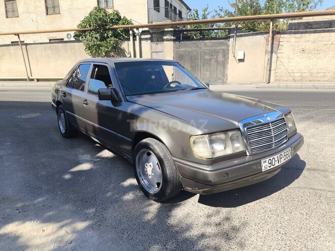 Mercedes E 250 1990, 500,000 km - 2.5 l - Bakı