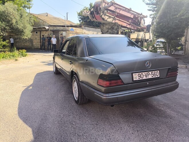 Mercedes E 250 1990, 500,000 km - 2.5 l - Bakı