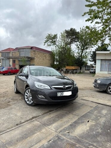 Opel Astra 2012, 238,500 km - 1.3 l - Gəncə