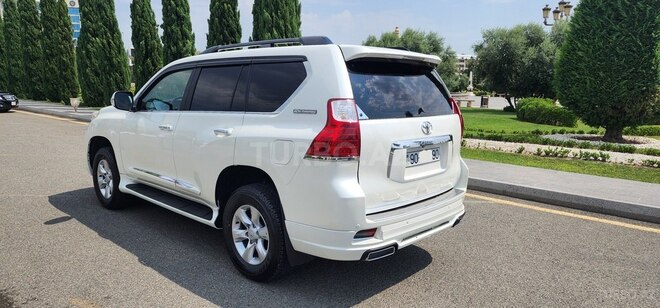 Toyota Land Cruiser Prado 2012, 175,000 km - 2.7 л - Bakı