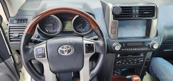 Toyota Land Cruiser Prado 2012, 175,000 km - 2.7 л - Bakı