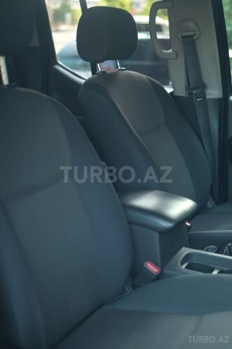 Nissan Navara 2013, 240,000 km - 2.5 l - Bakı