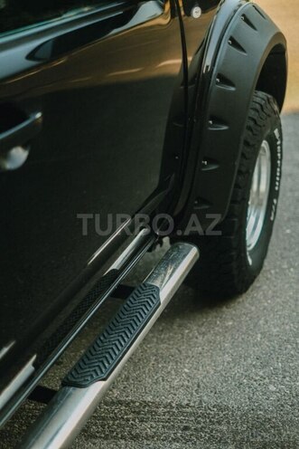 Nissan Navara 2013, 240,000 km - 2.5 l - Bakı