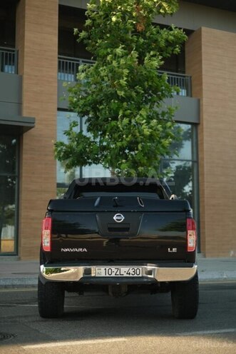 Nissan Navara 2013, 240,000 km - 2.5 l - Bakı