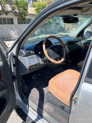 Mercedes  1999, 278,610 km - 4.3 l - Bakı