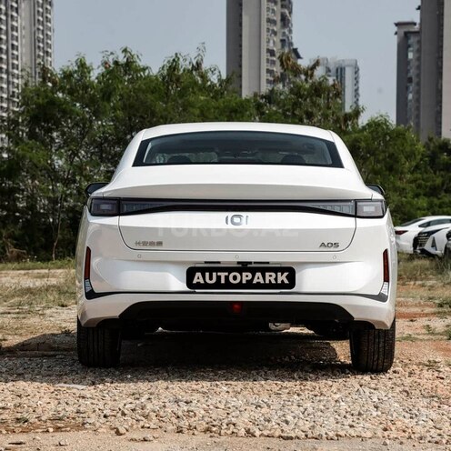 Changan Qiyuan A05 2025, 0 km - 1.5 л - Bakı