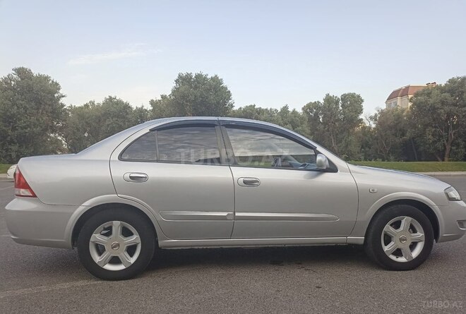 Nissan Sunny 2010, 196,000 km - 1.6 l - Bakı