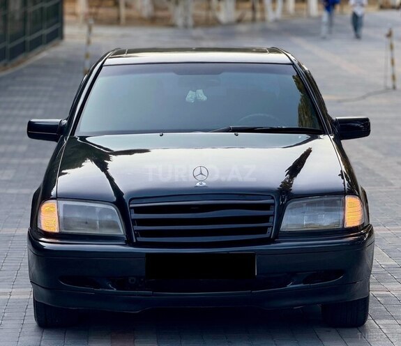Mercedes C 200 1995, 372,000 km - 2.0 л - Bakı
