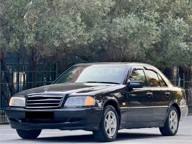 Mercedes C 200 1995, 372,000 km - 2.0 л - Bakı