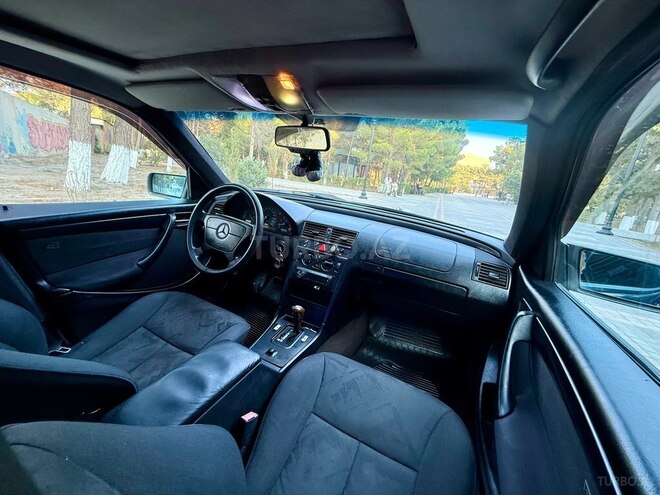 Mercedes C 200 1995, 372,000 km - 2.0 л - Bakı