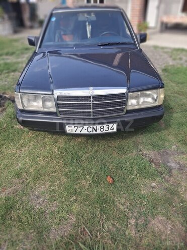 Mercedes 190 1991, 260,950 km - 2.0 l - Astara