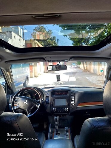 Mitsubishi Pajero 2007, 220,000 km - 3.0 l - Bakı