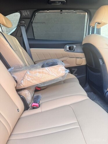Kia Sorento-12