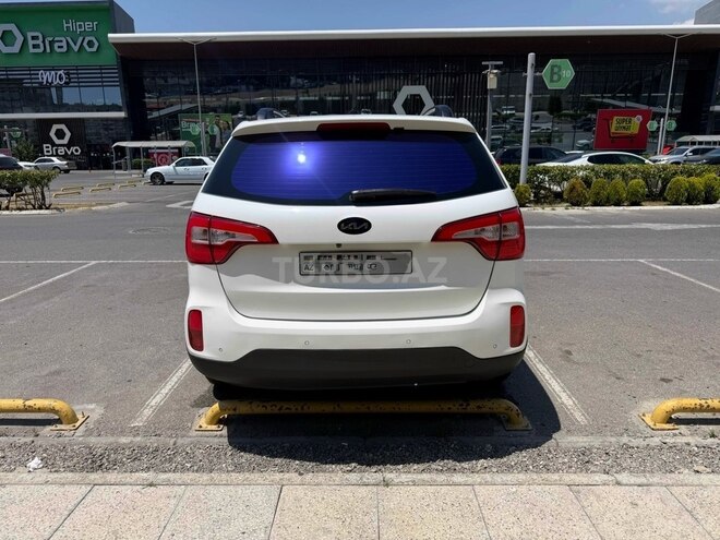 Kia Sorento-5