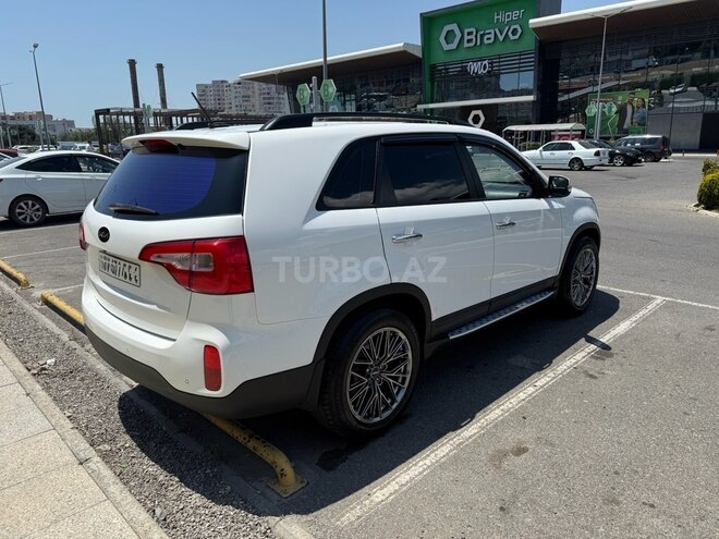 Kia Sorento-4