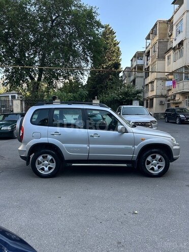 Chevrolet Niva 2009, 130,483 km - 1.7 l - Bakı