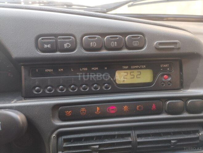 LADA (VAZ) 2115 2004, 97,000 km - 1.6 л - Bakı