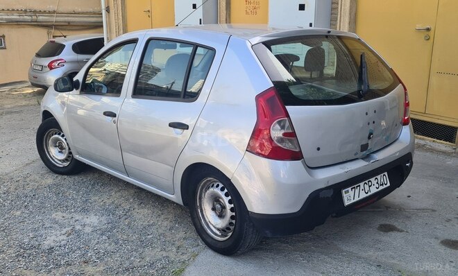 Dacia Sandero 2008, 395,800 km - 1.4 l - Bakı