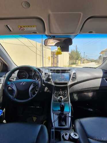 Hyundai Avante 2015, 242,000 km - 1.6 l - Bakı