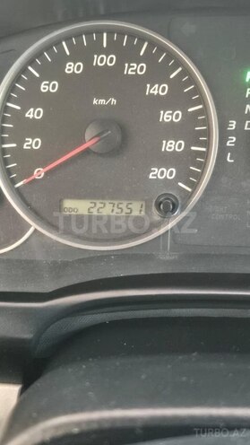 Toyota Land Cruiser Prado 2005, 227,500 km - 2.7 л - Bakı