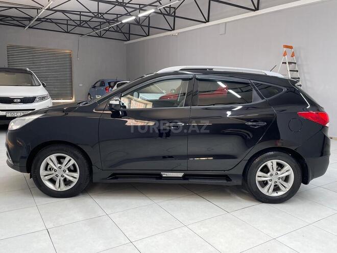 Hyundai ix35-10