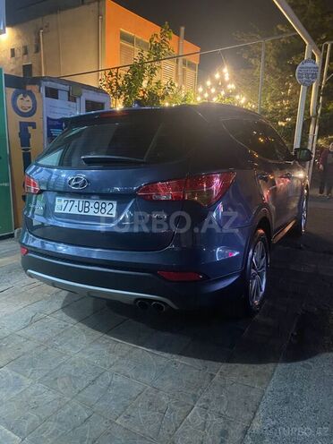 Hyundai Santa Fe-6
