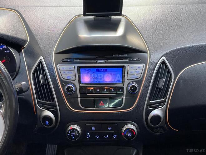 Hyundai ix35-15