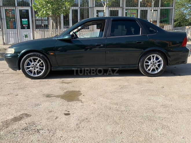 Opel Vectra 1999, 390,000 km - 1.8 l - Sumqayıt