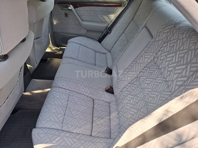 Mercedes C 180 1995, 345,000 km - 1.8 l - Gəncə