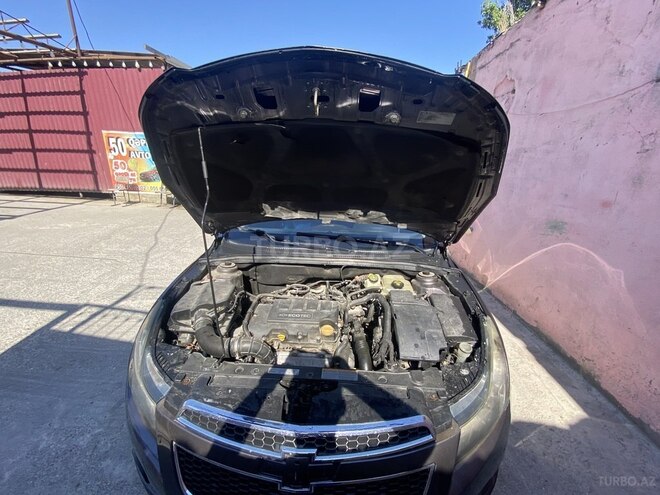 Chevrolet Cruze 2010, 350,000 km - 1.4 л - Bakı