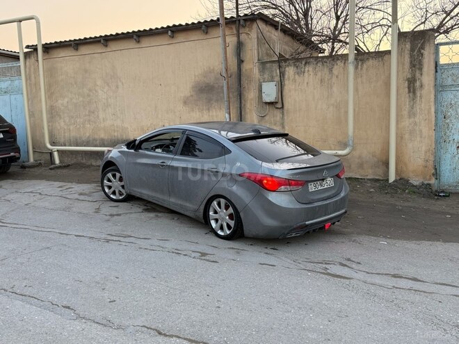 Hyundai Elantra 2011, 310,000 km - 1.8 l - Bakı