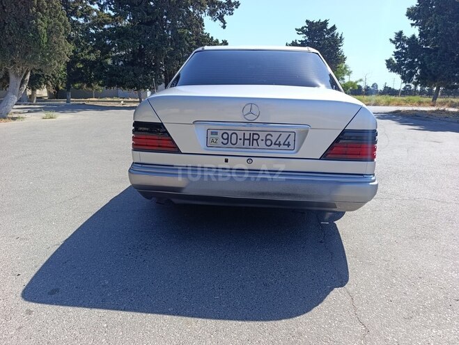 Mercedes E 220 1993, 550,000 km - 2.2 l - Bakı