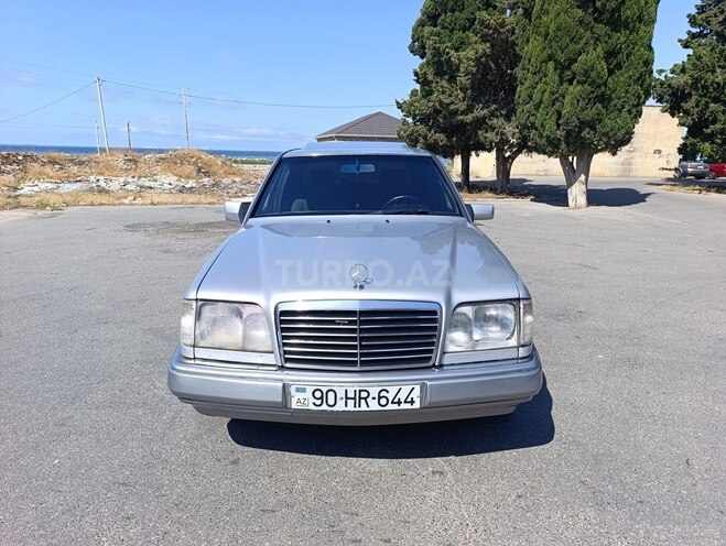Mercedes E 220 1993, 550,000 km - 2.2 l - Bakı