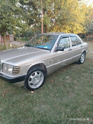 Mercedes 190 1990, 566,275 km - 1.8 л - Sabirabad