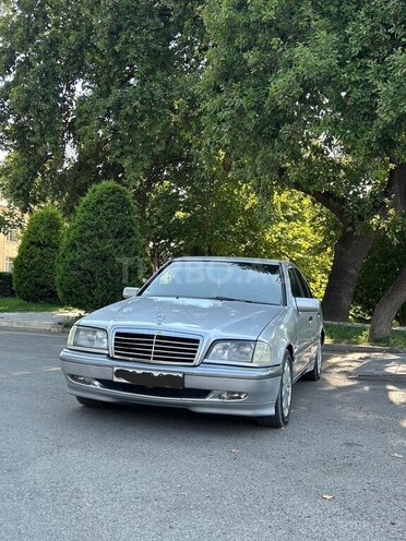 Mercedes C 200 1999, 299,000 km - 2.0 л - Bərdə