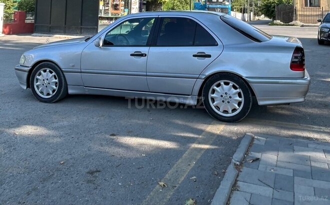 Mercedes C 200 1999, 299,000 km - 2.0 л - Bərdə