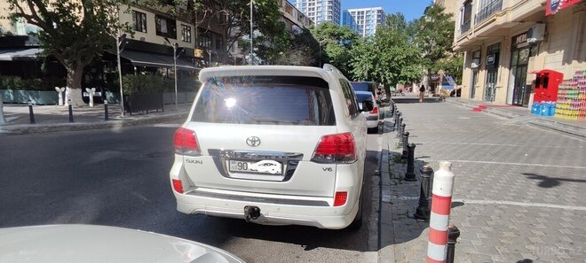 Toyota Land Cruiser 2011, 295,000 km - 4.0 l - Bakı